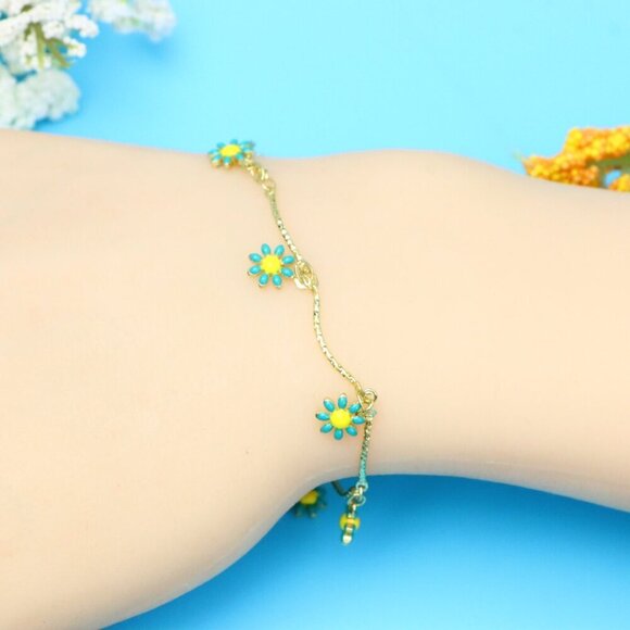 Chic & Stylish Bracelet – A Thoughtful Gift for Women and Girls, DYC1011 - Picture 3 of 7